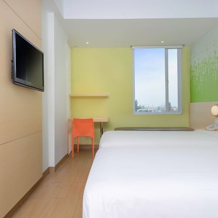 Zest Harbour Bay Batam By Swiss-Belhotel International Nagoya Kültér fotó
